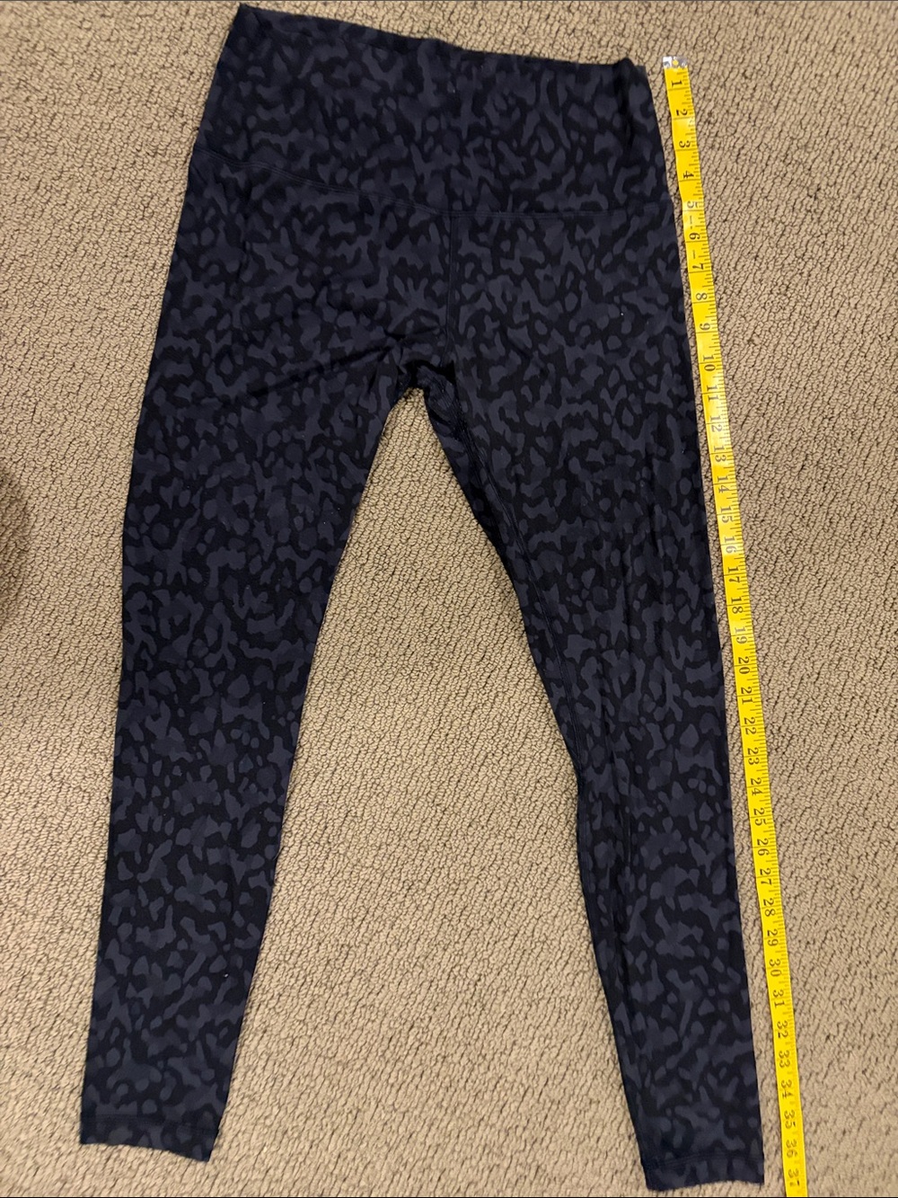 Lululemon align Navy/black Leopard Print Leggings size 10